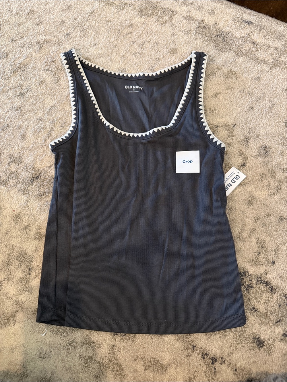 Old Navy Dark Grey Ribbed Crop Tank with White Zigzag Trim NWT